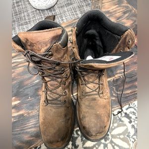 Men’s Redwing steel toe boots size 9